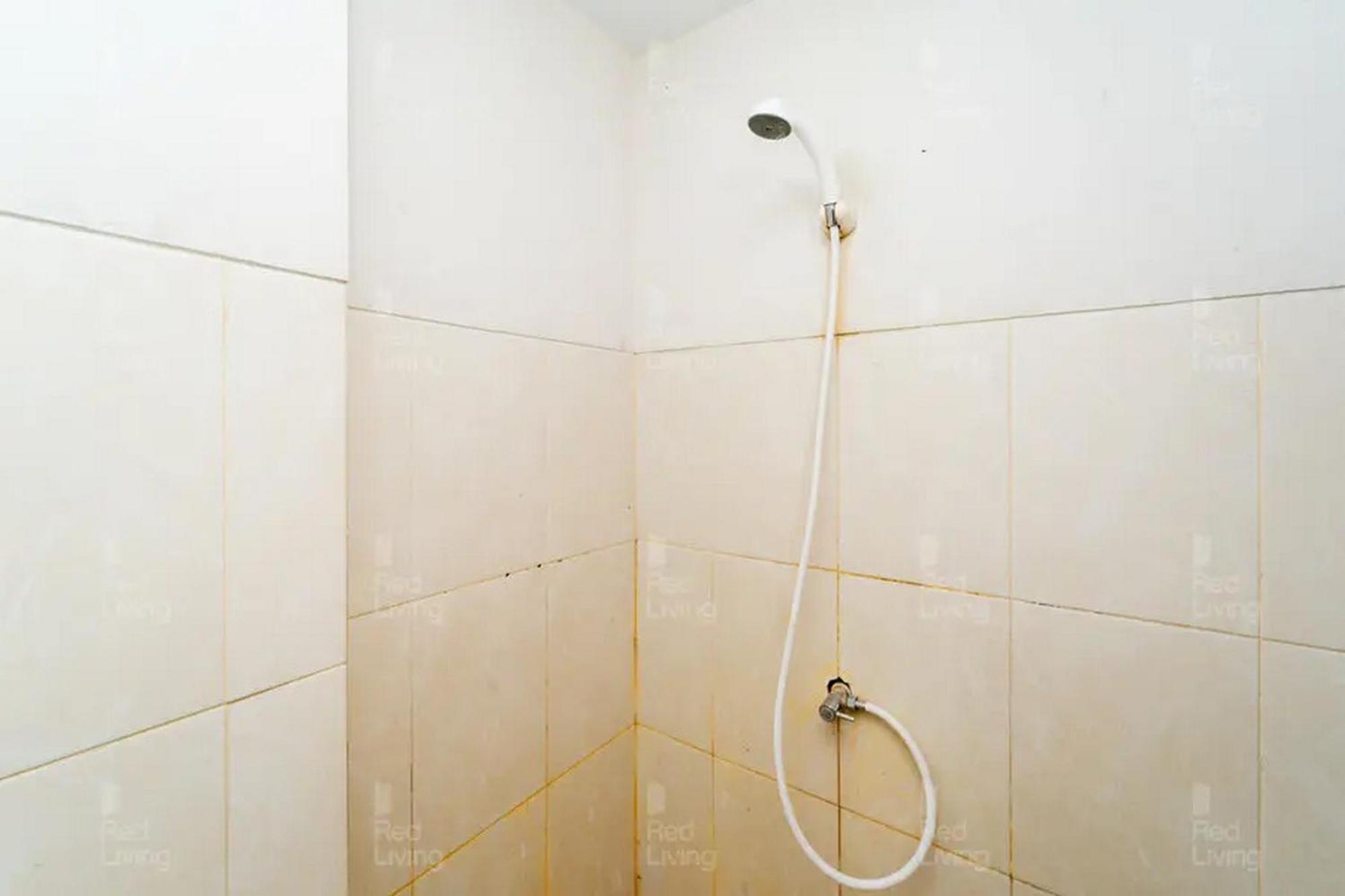 Redliving Apartemen Green Lake View Ciputat - Pelangi Rooms 2 Tower E Тангеранг Номер фото